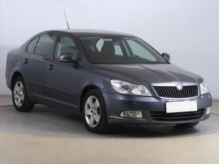 koda Octavia 2.0 TDI, nov STK, rezervace