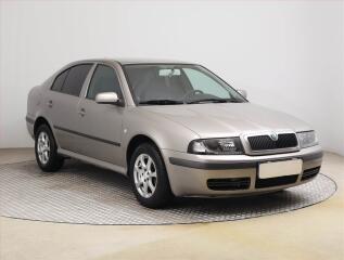 �koda Octavia 1.6, nov� STK, slu�n� stav