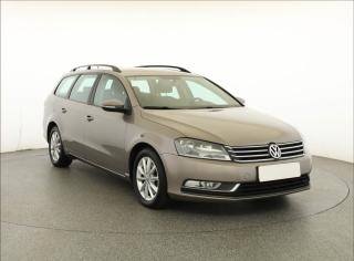 Volkswagen Passat 2.0 TDI, Tempomat