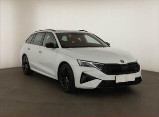 �koda Octavia RS 2.0 TSI, RS, Navigace