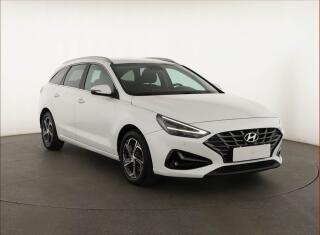 Hyundai i30 Smart 1.6 CRDi, �R,1.maj