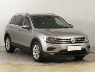 Volkswagen Tiguan 1.5 TSI, �R,1.maj, Serv.kniha
