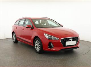 Hyundai i30 Trikolor 1.4 T-GDI, �R,1.maj