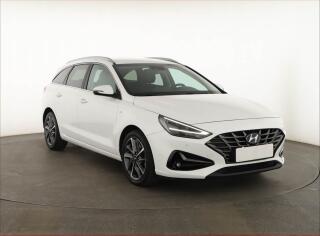 Hyundai i30 Style 1.5 T-GDI MHEV, �R,1.maj