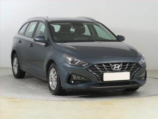 Hyundai i30 Comfort 1.5 DPI, Serv.kniha