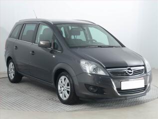 Opel Zafira 1.7 CDTI, 7�m�st, Xenony
