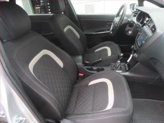 Kia Ceed (2015) GT Line 1.0 T-GDI, Navi - náhled 9