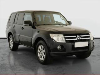 Mitsubishi Pajero 3.2 DI-D, 4X4, 7�m�st