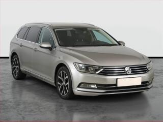 Volkswagen Passat Comfortline 2.0 TDI, K��e