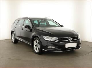 Volkswagen Passat Elegance 2.0 TDI