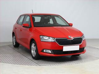 �koda Fabia Drive 1.0 TSI, �R,1.maj