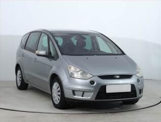 Ford S-MAX 2.0 TDCi, 7�m�st, nov� STK