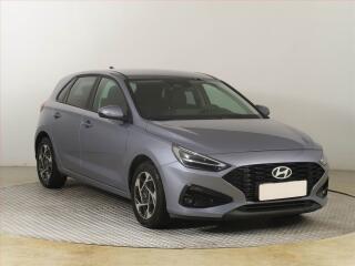 Hyundai i30 1.5 DPI, Serv.kniha, Navi