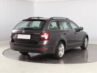 Škoda Octavia (2020) Style 2.0 TDI, Automat, ČR - náhled 5