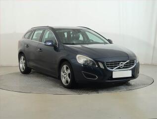 Volvo V60 D4 2.0, Automat, Navi, Xenony