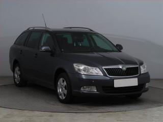 �koda Octavia 1.6 TDI, nov� STK, Ta�n�