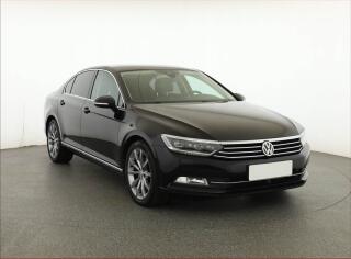 Volkswagen Passat Highline 2.0 TDI, Serv.kniha
