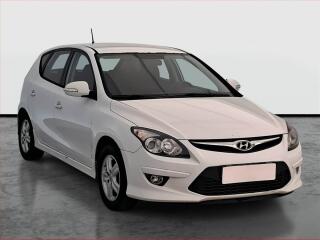 Hyundai i30 1.6 CVVT, nov� STK