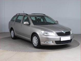 koda Octavia 1.6 TDI, R,2.maj, Tempomat