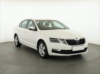 koda Octavia 1.6 TDI, R,1.maj, Tempomat