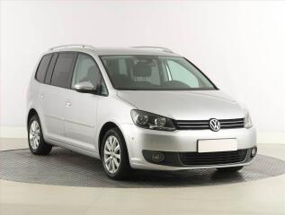 Volkswagen Touran 1.6 TDI, 7�m�st, Serv.kniha