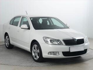 �koda Octavia Ambiente 1.6 TDI, Tempomat