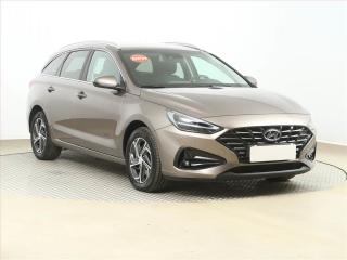 Hyundai i30 Smart 1.5 DPI, R,1.maj