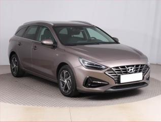 Hyundai i30 1.5 T-GDI MHEV, R,1.maj