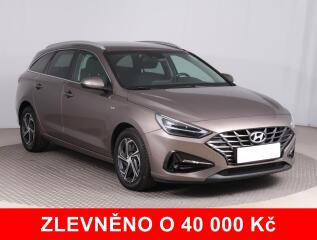 Hyundai i30 1.5 T-GDI MHEV, �R,1.maj