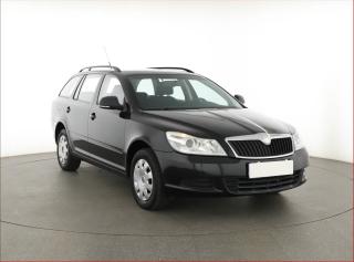 �koda Octavia 1.6 TDI, po STK, obl�ben� v�z