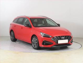 Hyundai i30 1.5 T-GDI MHEV, R,1.maj