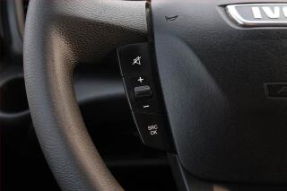 Hyundai i30 (2010) 1.4 CVVT, nová STK, Klima - náhled 13