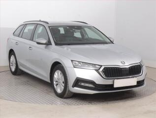 �koda Octavia Ambition 2.0 TDI, �R,1.maj