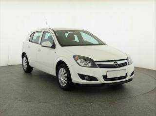 Opel Astra 1.4 16V, po STK, jezd skvle