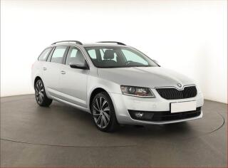 �koda Octavia Laurin&Klement 1.8 TSI, K��e