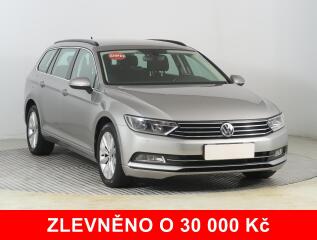 Volkswagen Passat 2.0 TDI, Automat, Navi