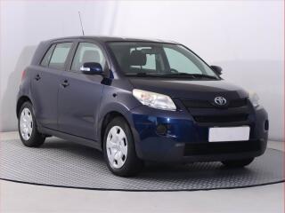Toyota Urban Cruiser 1.33 Dual VVT-i, Serv.kniha