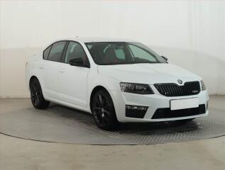 �koda Octavia RS 2.0 TDI, �R,1.maj, K��e