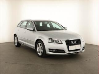 Audi A3 1.6 TDI, Bi-Xenony, Tempomat