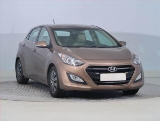 Hyundai i30 Weekend 1.6 MPI, �R,1.maj