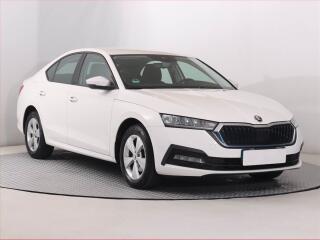 �koda Octavia 1.5 TSI, Serv.kniha, Tempomat