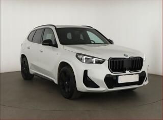 BMW X1 xDrive23i, 360�, HUD, V�h�ev
