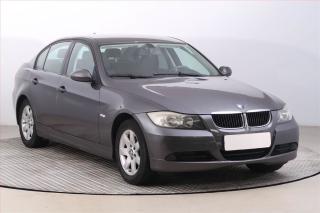 BMW 320 i, Tan, jezd vborn