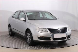 Volkswagen Passat 2.0 TDI, Automat, po STK