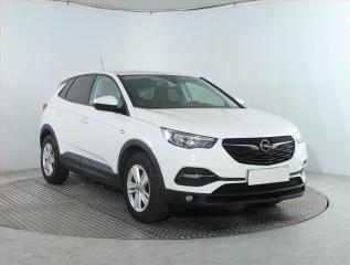 Opel Grandland X 1.2 Turbo, Serv.kniha