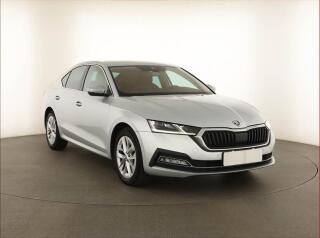 �koda Octavia Style 2.0 TDI, �R,1.maj