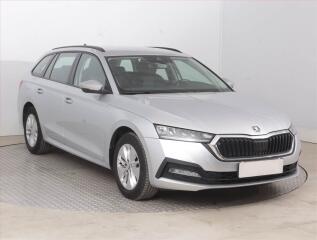 �koda Octavia Ambition 2.0 TDI, �R,1.maj