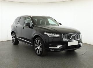 Volvo XC90 B5 AWD