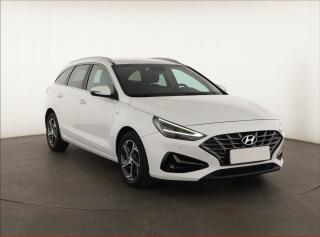 Hyundai i30 1.5 T-GDI MHEV, Automat, Navi