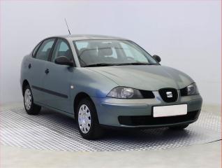 Seat Cordoba 1.2 12V, po STK, slun stav